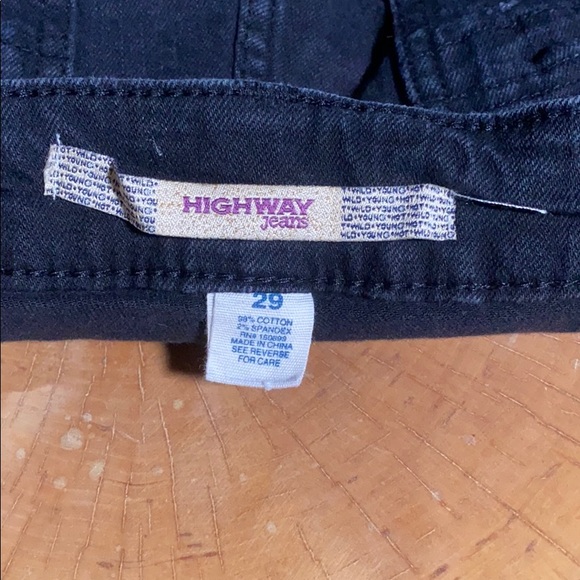 Highway Jeans Distressed Shorts Womens size 29 - Picture 2 of 16